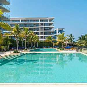 loft-salida-directa-al-mar-piscinas-jacuzzi.cartagena-hotels.org/